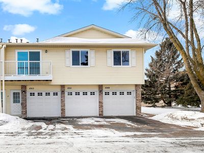 1053 Pondview Ct, Vadnais Heights, MN, 55127