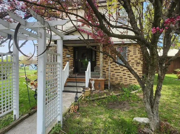 123 Main St, Ramey, PA 16671