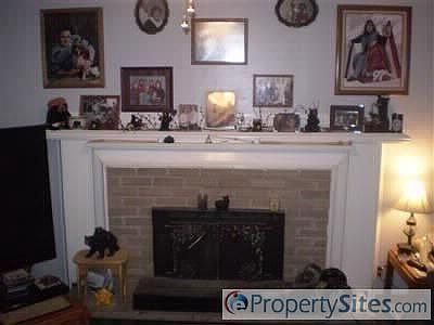 4th image of 1358 Shanafelt Ave