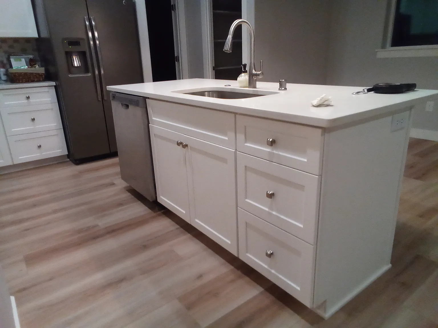 3 bed, 2.5 bath, 1950 sqft, $2,895 — Photo 2