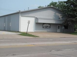4206 7th St, East Moline, IL 61244
