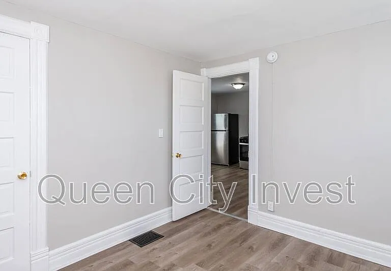 115 E Foraker St #2 — Photo 16