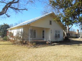 917 Doole St, Mason, TX 76856