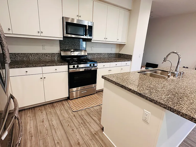 Kitchen side view