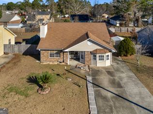 624 Honey Ridge Ln, Hinesville, GA 31313