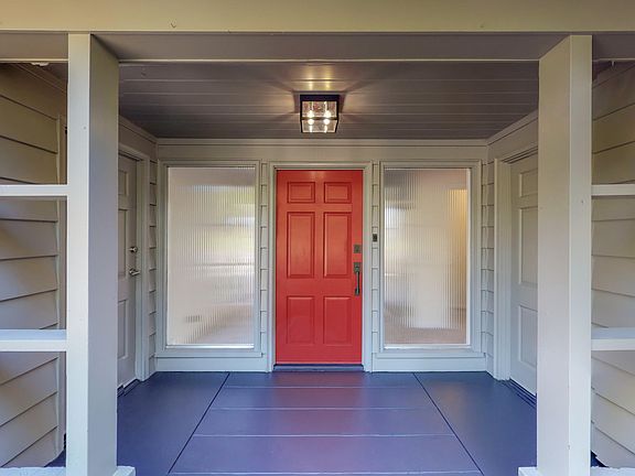5th image of 2551 Hillside Dr