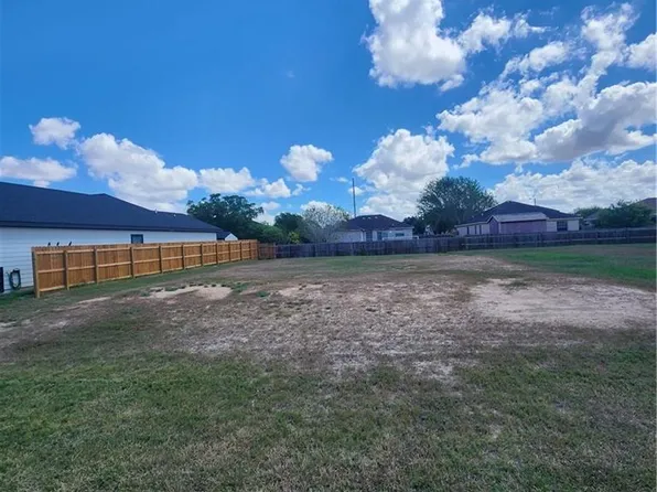 5000 Sebastian Dr, San Juan, TX 78589