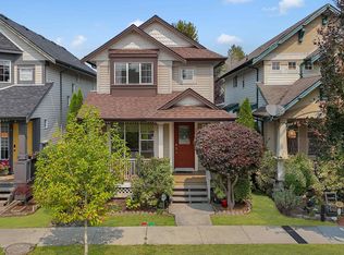 18539 67a Ave, Surrey, BC V3S9B5