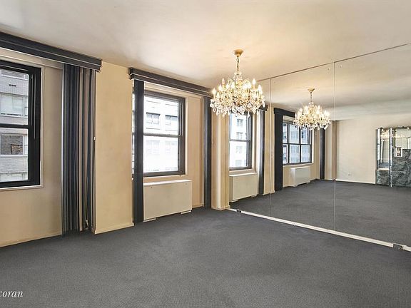 4th image of 225 E 57th St APT 8H