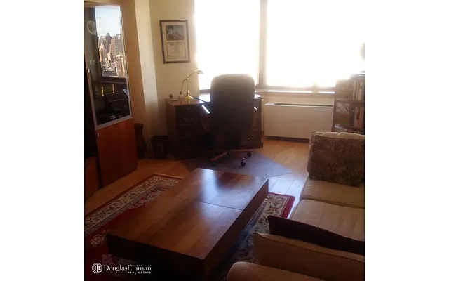 Rented by Douglas Elliman | media 35