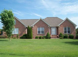 74 Terri Aire Dr, Mayfield, KY 42066
