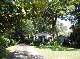 155 Whitney Ave, Tryon, NC 28782