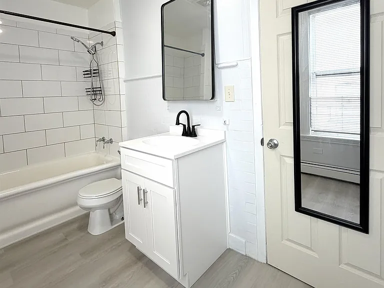 281 Garfield Ave #2 — Photo 6