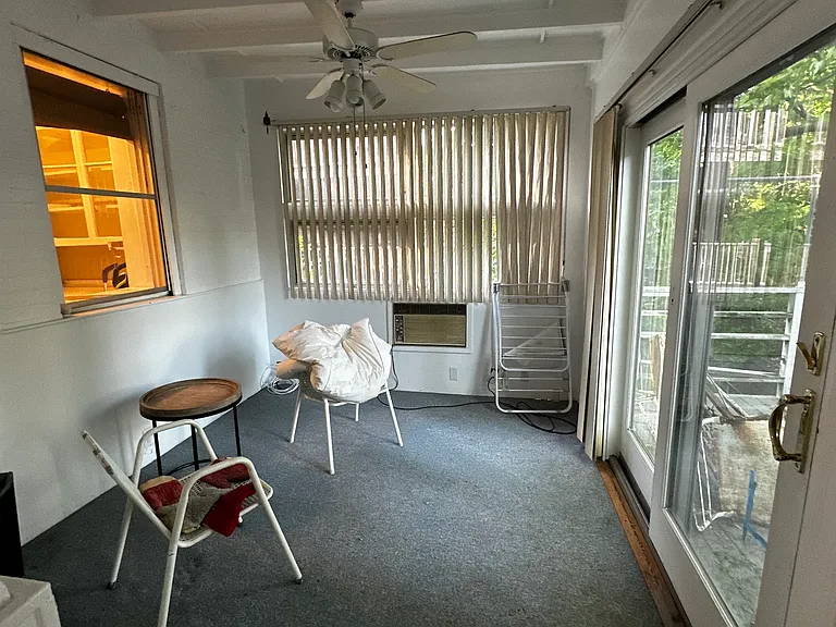 25 Fairfield St #4 — Photo 12