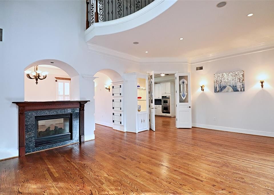 1st image of 6733 Westchester Ct