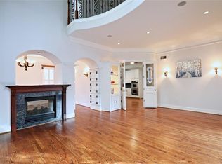 6733 Westchester Ct, Houston, TX 77005
