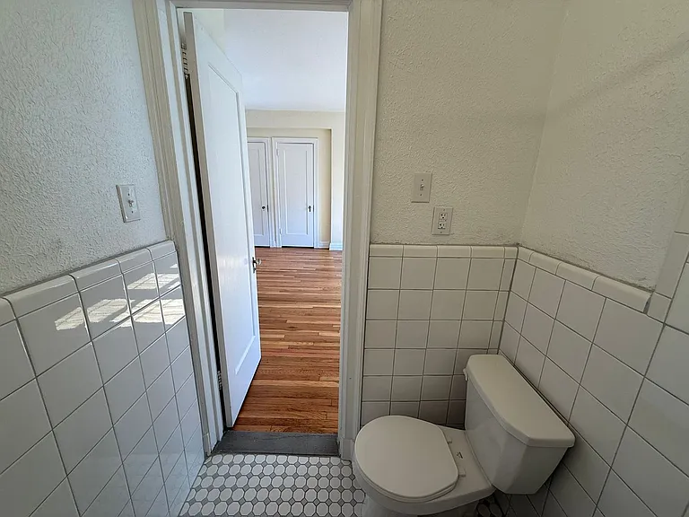 New King Edward Apartments — Photo 134