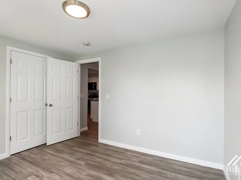 Prospect Street Apartments — Photo 18