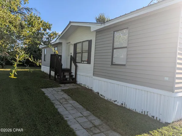 6221 Christen Dr, Panama City, FL 32404