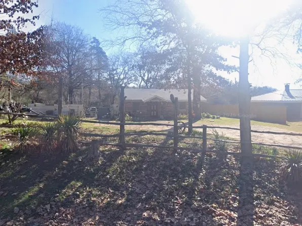 2752 Oak Ridge Rd, Denison, TX 75021