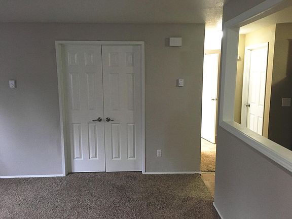 9921 Living Room view 2 (doors to front bedroom)