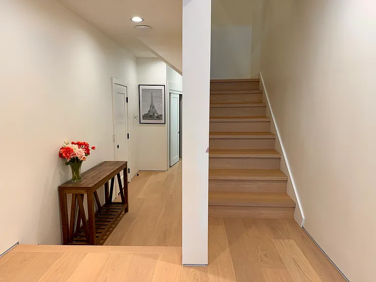 941 Greenwich St #939 — Photo 4