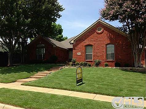 1st image of 3212 Chaucer Ln