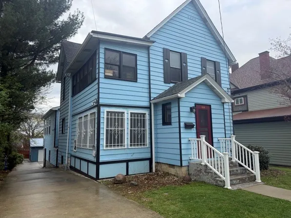 254 Maple St, Slippery Rock, PA 16057