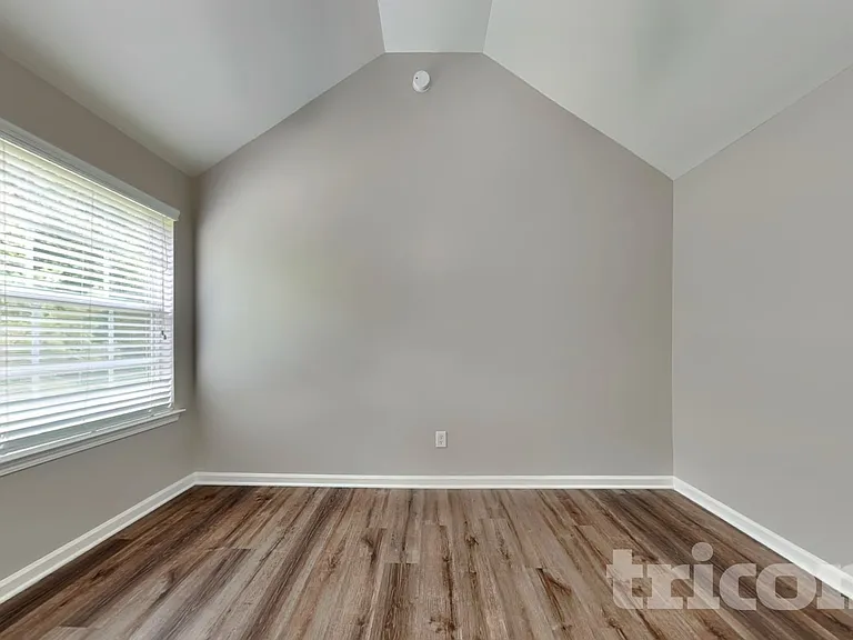 30 Silver Willow Walk — Photo 6