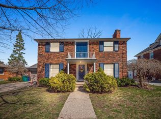 1170 Devonshire Rd, Grosse Pointe Park, MI 48230