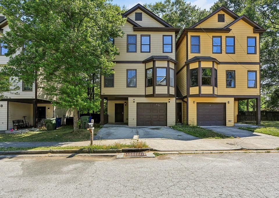1st image of 739 Prince Pl NW