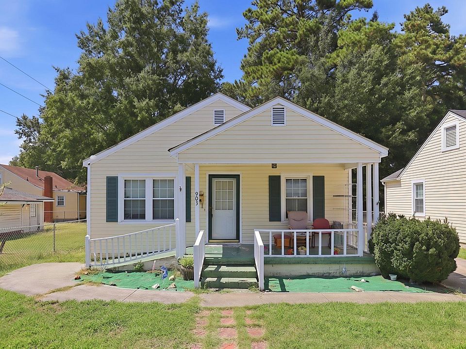 1st image of 903 N Layton Ave
