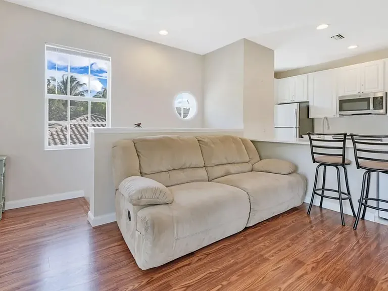 249 Milano Ln S — Photo 3