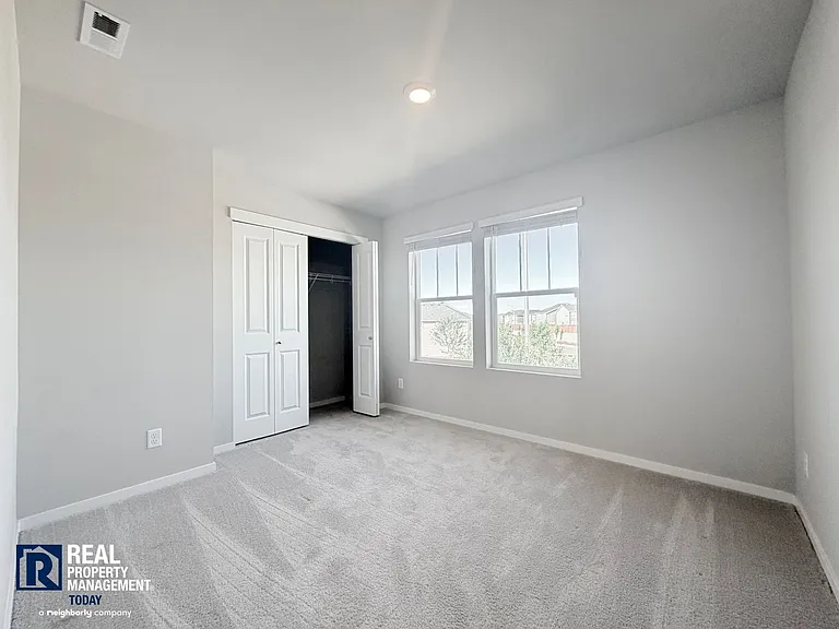 10730 188th St E — Photo 15