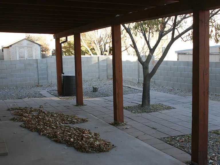 10436 Calle Rosa NW — Photo 5