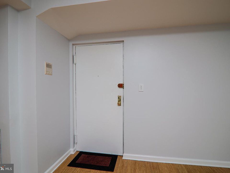 1st image of 1100 Belle View Blvd APT A1