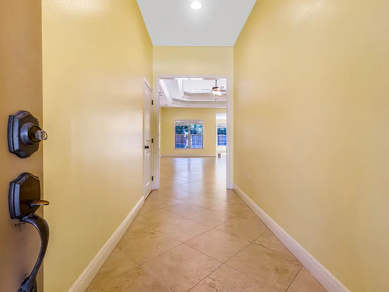 651 Powell Dr NE — Photo 6