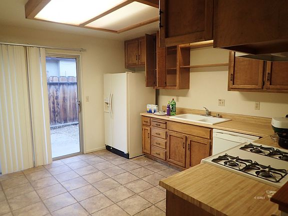 3rd image of 1013 Atkins St