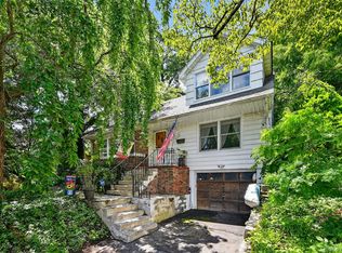 13 Lindbergh Ln, New City, NY