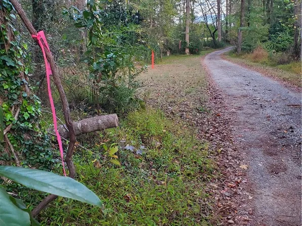 3135 Chickahominy Rd, Toano, VA 23168