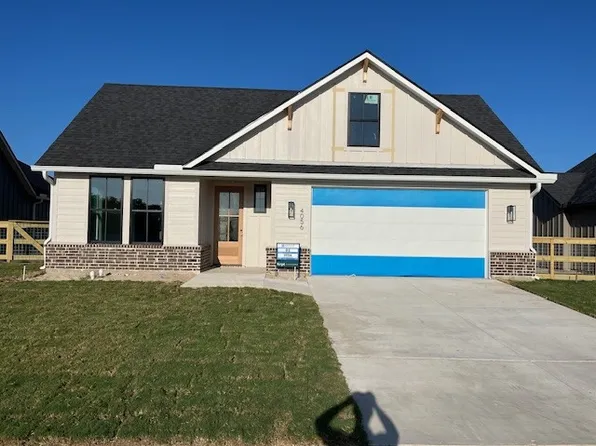 4056 Lakeside Club Dr, College Station, TX 77845
