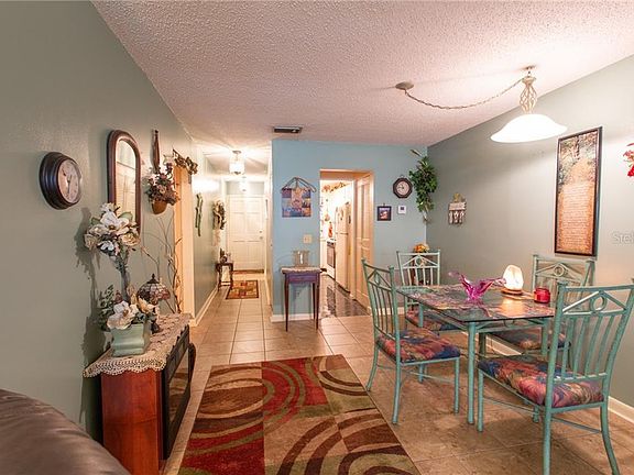 3rd image of 200 El Camino Dr APT 109