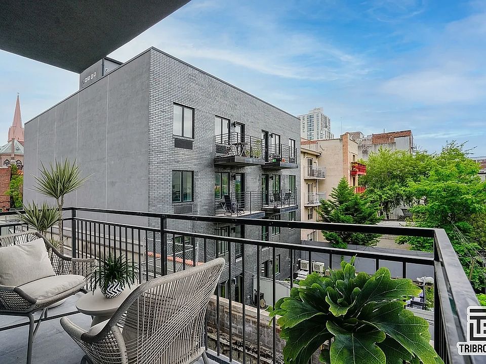 1st image of 477 Lexington Ave #2S