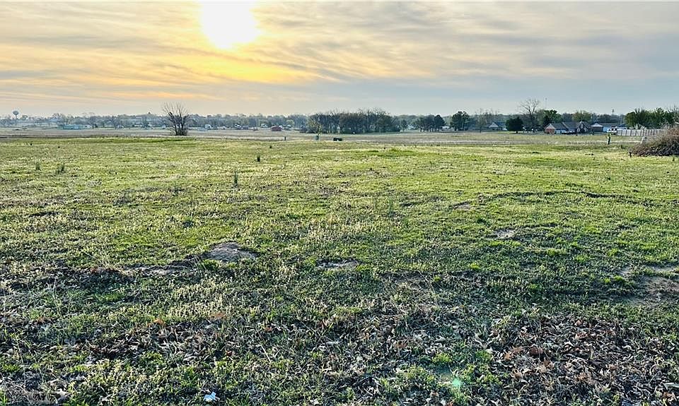 1st image of Wilshire Dr Lot 5