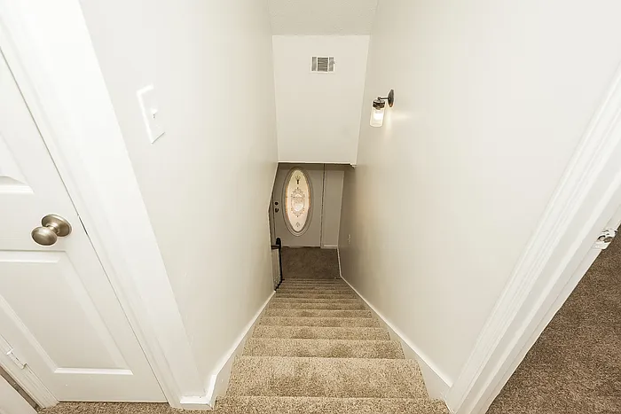 515 Candlewick Ct — Photo 18