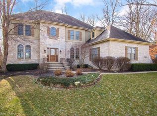 1255 Greenview Pl, Crown Point, IN 46307