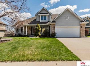 6415 S 156th Avenue Cir, Omaha, NE 68135