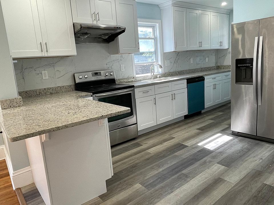 2nd image of 49 Benjamin Rd