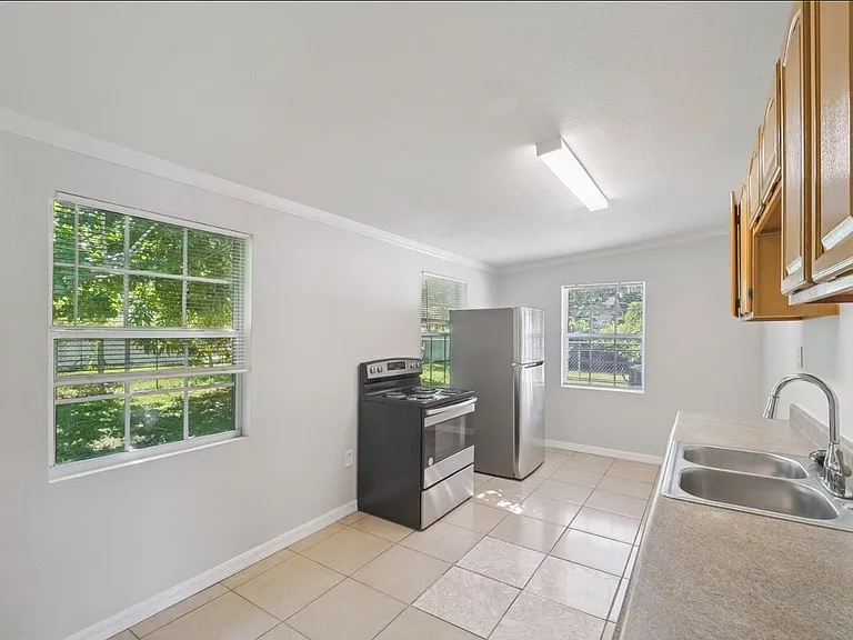 7617 Udine Ave — Photo 12