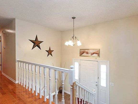 2nd image of 1526 N 85th Cir